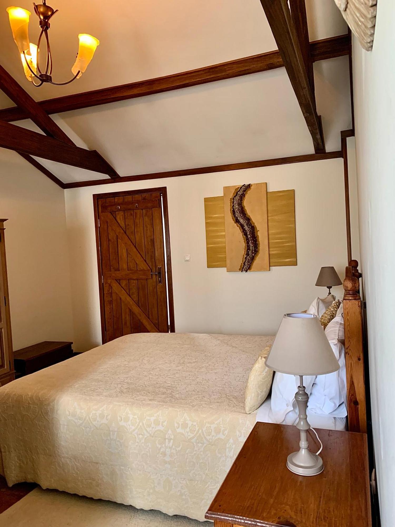 Villa Casa Da Noquinhas à Bunheiro Extérieur photo