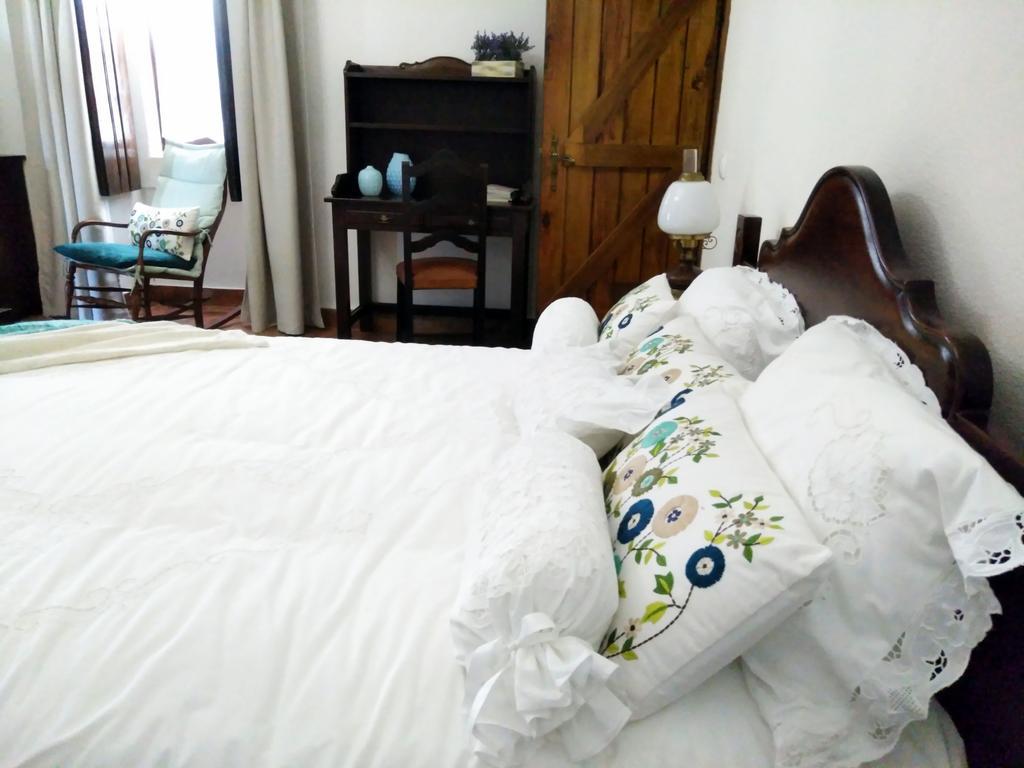 Villa Casa Da Noquinhas à Bunheiro Chambre photo